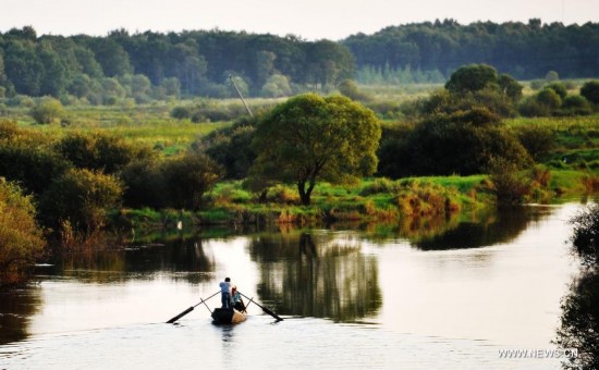 Zhenbao Island, which means rare treasure in Chinese, has a wetland area of 29,275 hectares. The wetland here was designated as a wetland of international importance by the Ramsar Convention on October 2011 for its vital importance as a unique wetland for biological diversity. 