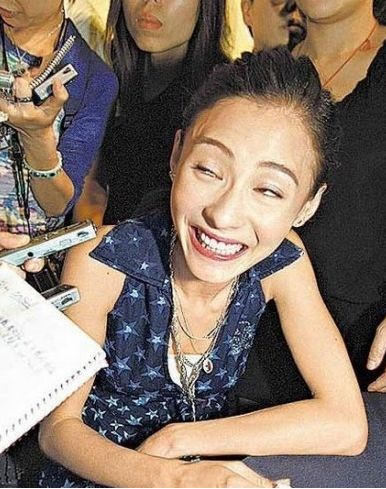 八大当家主播已出走 盘点令人抓狂的明星囧图