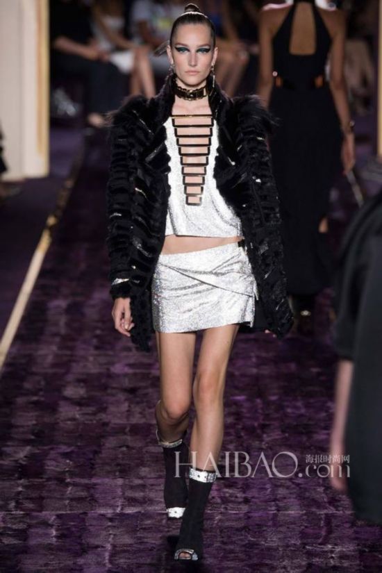 2014秋冬高级定制时装周范思哲高定 (atelier versace) 秀场