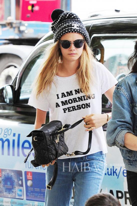 aɶ626AWҥdԡP}˥ (Cara Delevingne) PͤHb۴XC