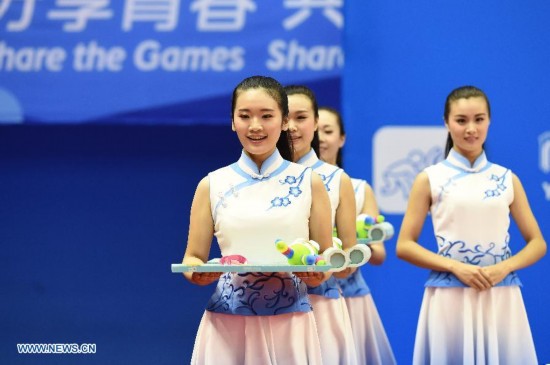 According to the Local Organising Committee, there are about 20,000 volunteers, most born in the 1990s, playing different roles in spectator services, competition services, medical services, food services, IOC members services, etc. with their vigor and hospitality. 