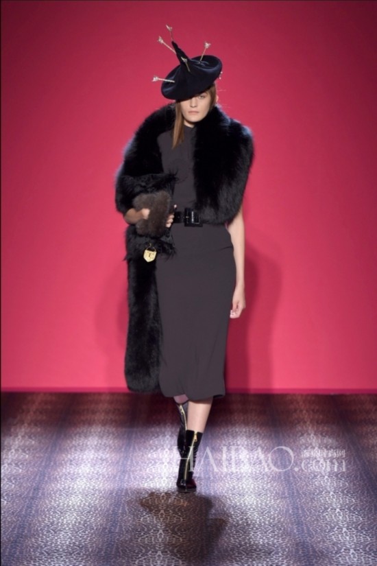 2014秋冬巴黎高定时装周夏帕瑞丽 (schiaparelli) 秀场