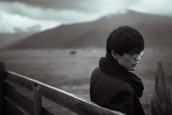 许嵩再发新歌 弹指一挥间 好友胡夏献声 图