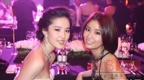 唐嫣杨幂倪妮angelababy 明星合影比一比才知