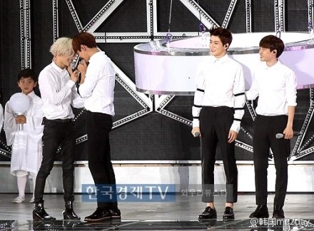 SM家族演唱会:SJ利特强势回归exo少女时代各