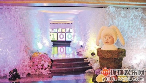 星二代千金连连身材看 王晶女儿胸最大