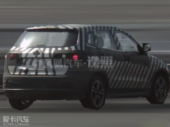 SUV X70/2015
