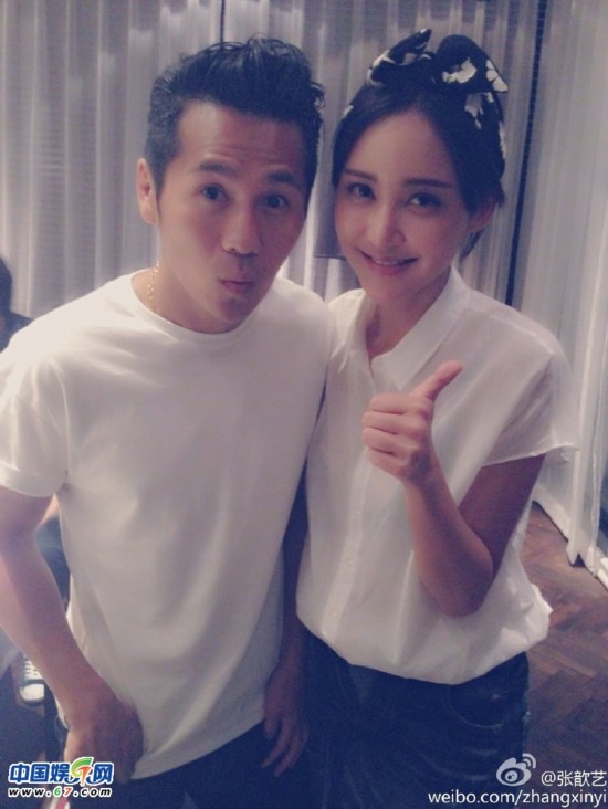 众星为曹格儿子Joe庆生 张歆艺爱姐姐黄磊成孩