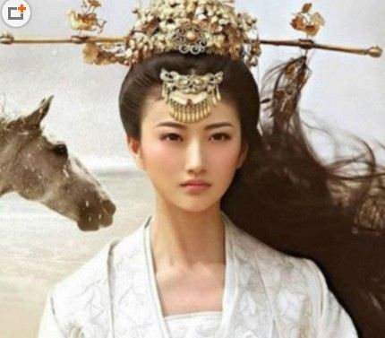 范冰冰刘亦菲景甜韩雪 当红女星背景后台大PK