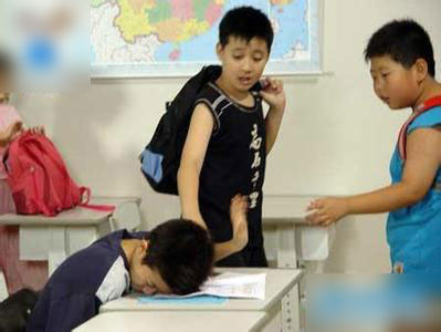 揭《<em>家有儿女</em>》演员现状:小雨变猛男 爷爷已