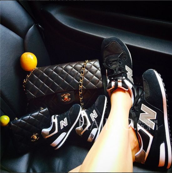 《Lucky》杂志主编Eva Chen在Instagram上的鞋包搭配