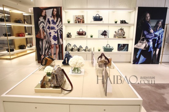 ޢ�� (Chloe) 2014�¾���ϡ��Ƥ�������ִ�ϵ���ر�Ѳչ