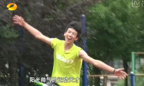 变形计最新一期完整版 邹丹阳何权谋逃课被逮拿跳河威胁老师【6】