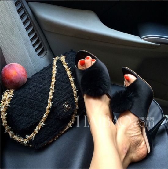 ��Lucky����־����Eva Chen��Instagram�ϵ�Ь������
