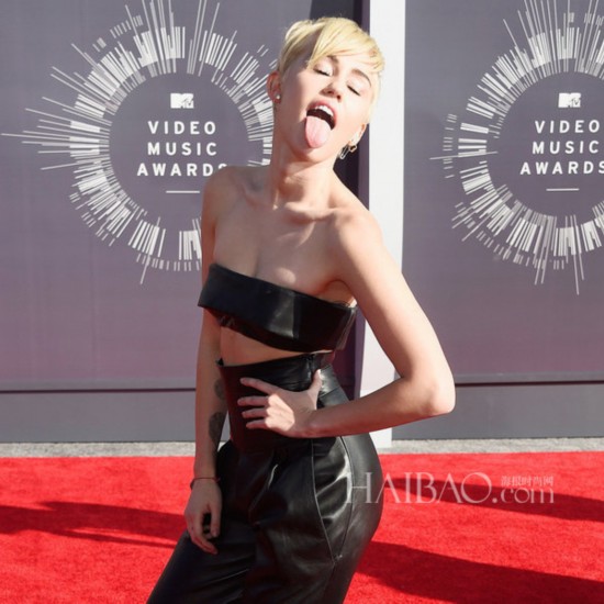 2014��MTV��������¼Ӱ���佱ʢ�������鱦