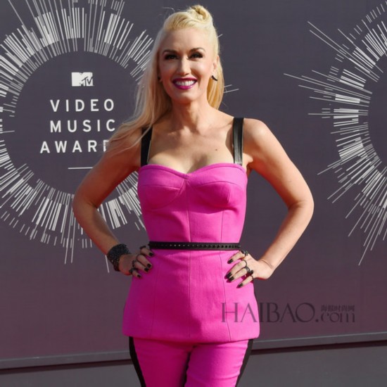 2014��MTV��������¼Ӱ���佱ʢ�������鱦