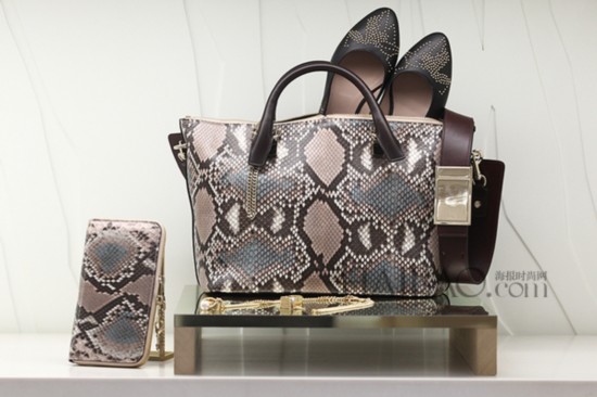 ޢ�� (Chloe) 2014�¾���ϡ��Ƥ�������ִ�ϵ���ر�Ѳչ