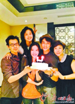 宋承宪为刘亦菲庆生 见对方母亲气氛温馨(图)