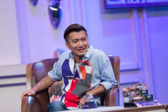 34岁谢霆锋谈离婚:以前想占有 现在改为祝福_