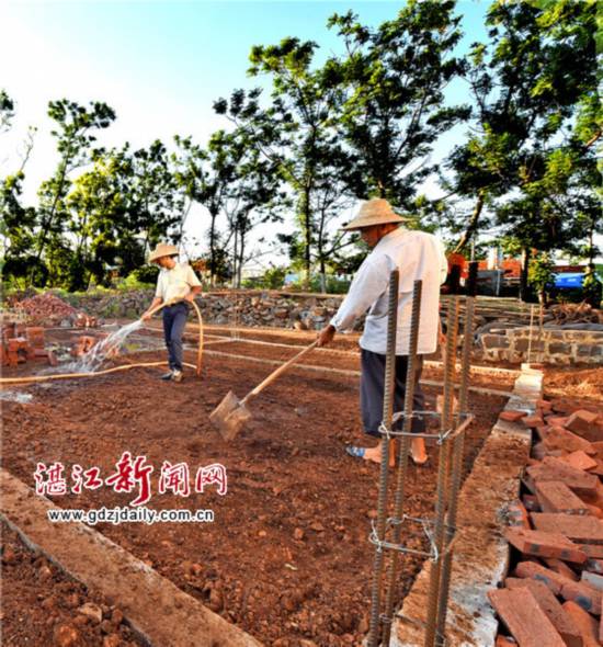 徐闻告别茅草房大会战转入动工建设阶段 新房