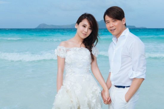 陶喆大婚亿万车队迎娶小16岁娇妻 新娘丰腴被