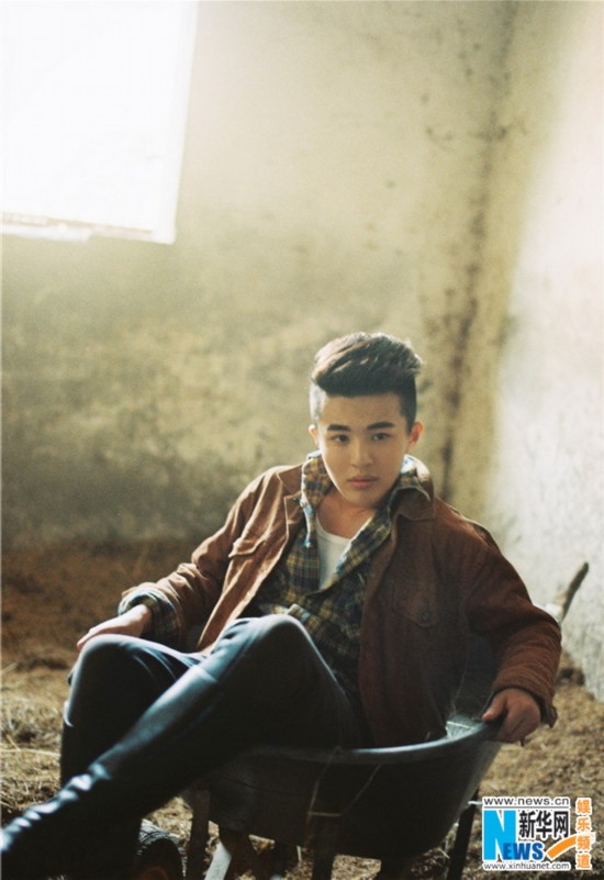 古装男宠郑斯仁阳光写真 演绎花样美少男【高