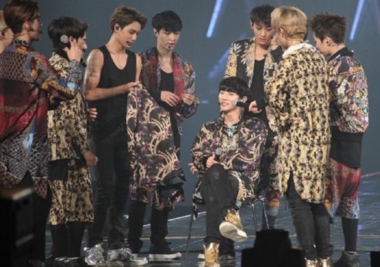 tfboys和exo世纪大战,exo和tfboys世纪大战 exo中秋晚会撞上tfboys,究竟谁更胜一筹?