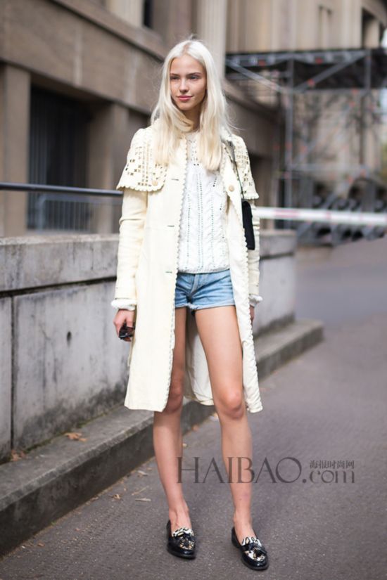 ��ģ��ɳ��¶˿ (Sasha Luss) 