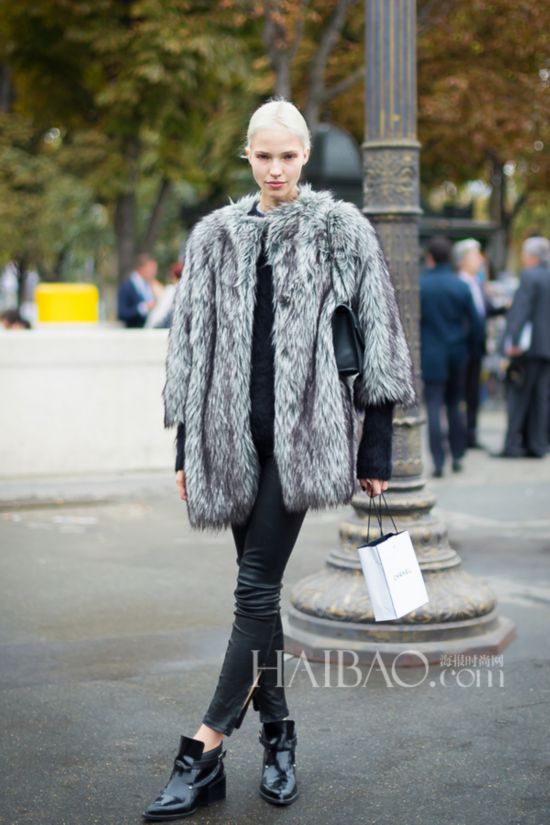 ģɳ¶˿ (Sasha Luss) 