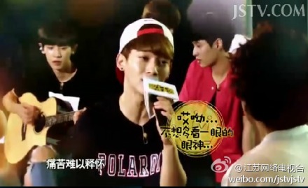 《最强天团》迎EXO上演红蓝对抗赛 廘晗甜美