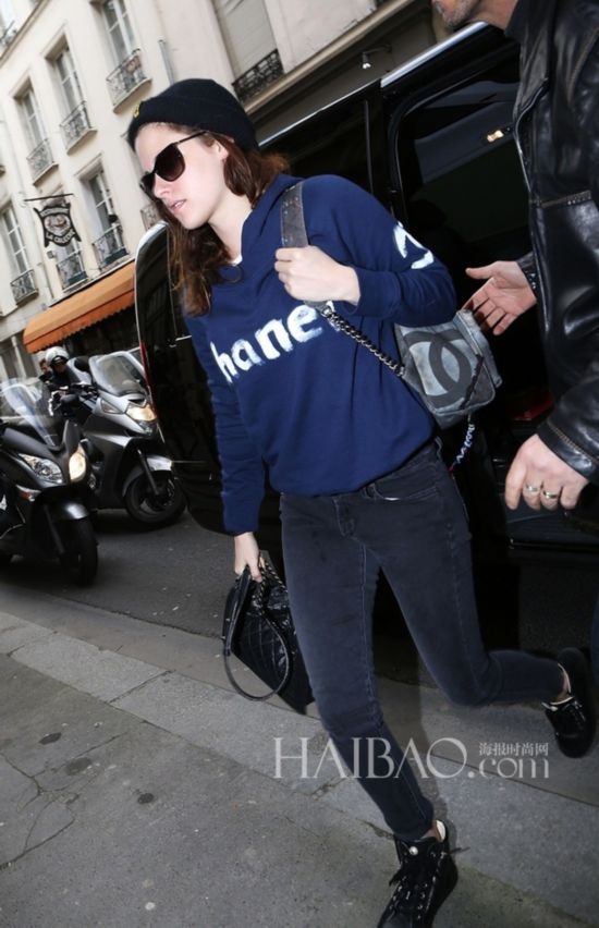 ����˹͡��˹ͼ���� (Kristen Stewart) ��������Double-Bag Style