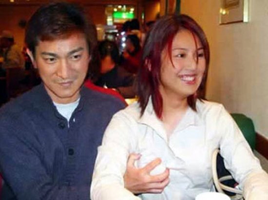  阿娇为 好莱坞 艳照女星喊冤  女星无处喊冤遭遇