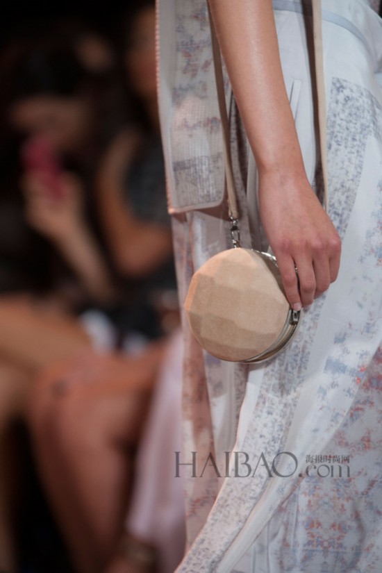 2015ŦԼʱװܣBCBG (BCBG Max Azria) 2015Ůװ㳡ϸ