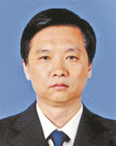 三省副省长异地调任组织部长 均在一地任职30