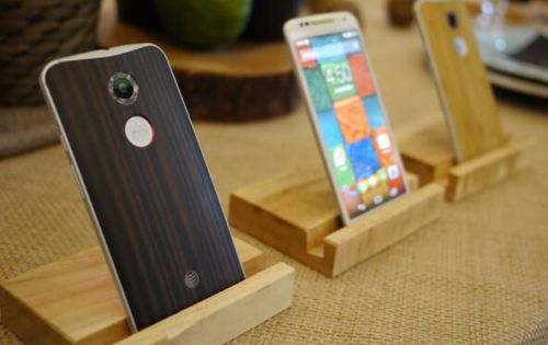 摩托罗拉发布智能手机新Moto X:裸机售3100元