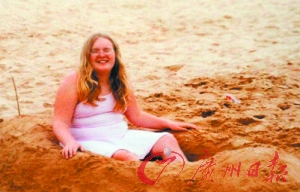 英国少女成功减肥 赢得全英青少年选美皇后(图