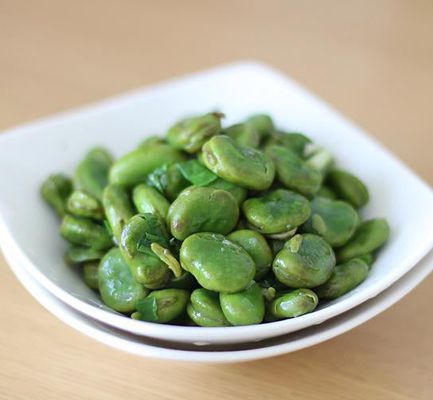 养生警惕：青西红柿烂生姜 14种食物吃错送命