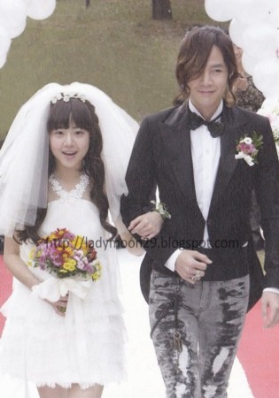 剑奇谭》李易峰杨幂虐恋升级 盘点中韩最强荧