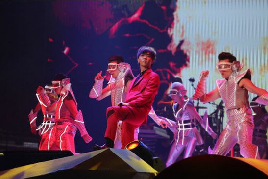 华晨宇火星演唱会直播创新O2O互动模式(图