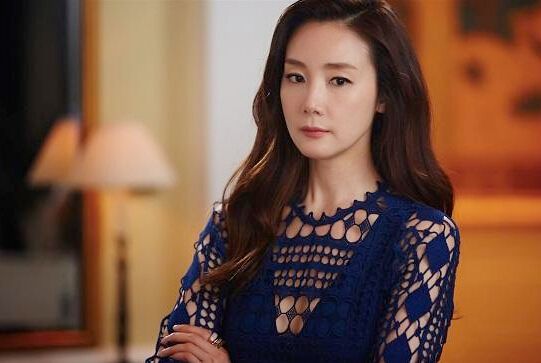 韩剧诱惑12集抢先看 崔智友多年容貌大变上演变形计?【3】--河南分网--人民网