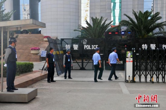 昆明火车站严重暴恐案一审开庭(组图)