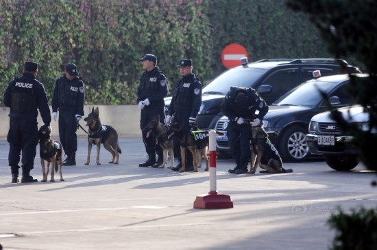 昆明火车站暴恐案宣判 暴徒现场行凶视频首曝