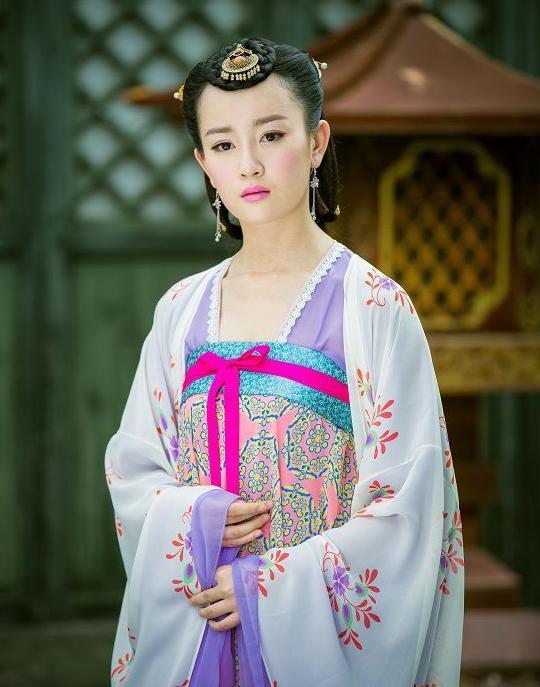 《古剑奇谭》八大女星扎堆比美 郑爽杨幂古装