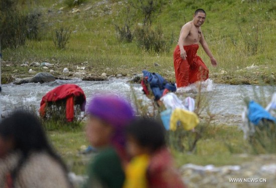 CHINA-LHASA-BATHING FESTIVAL (CN) 