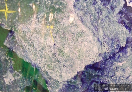 中国无人机航拍钓鱼岛影像曝光 灯塔悬挂日本