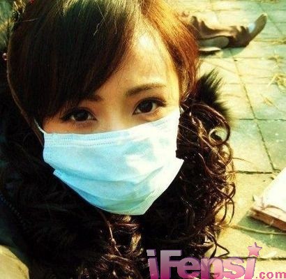 杨幂复出身材火辣网友称逆天 与刘恺威非一见钟情