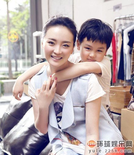 袁莉被前夫骂不要脸 揭明星离婚后撕破脸内幕