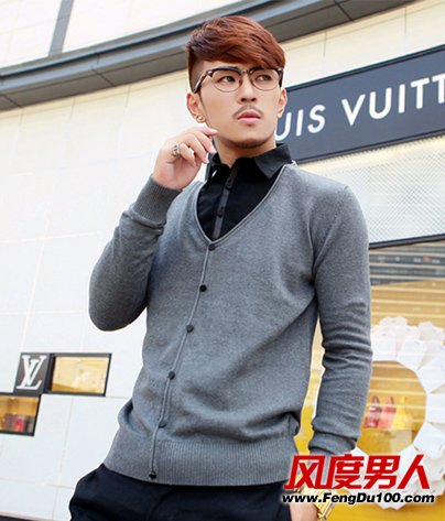 秋季潮男潮男针织衫搭配时尚气息