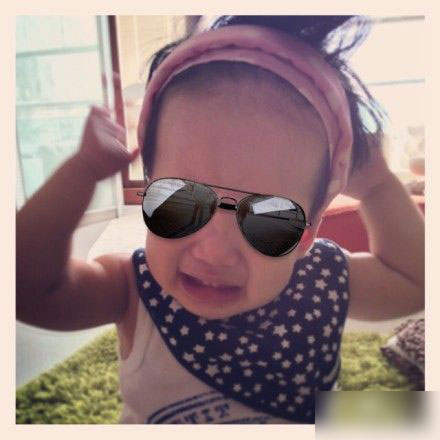 陈小春儿子拒学钢琴低头委屈 网友称被萌化