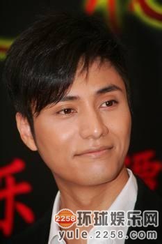 吴奇隆杨幂 李钟硕  中韩明星悬殊收入差异引吐